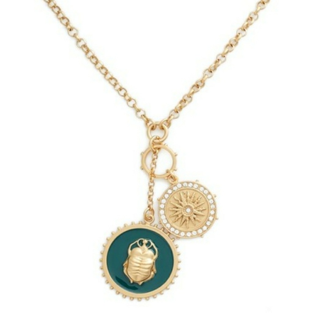 ISO Vince Camuto Necklace or/& earrings